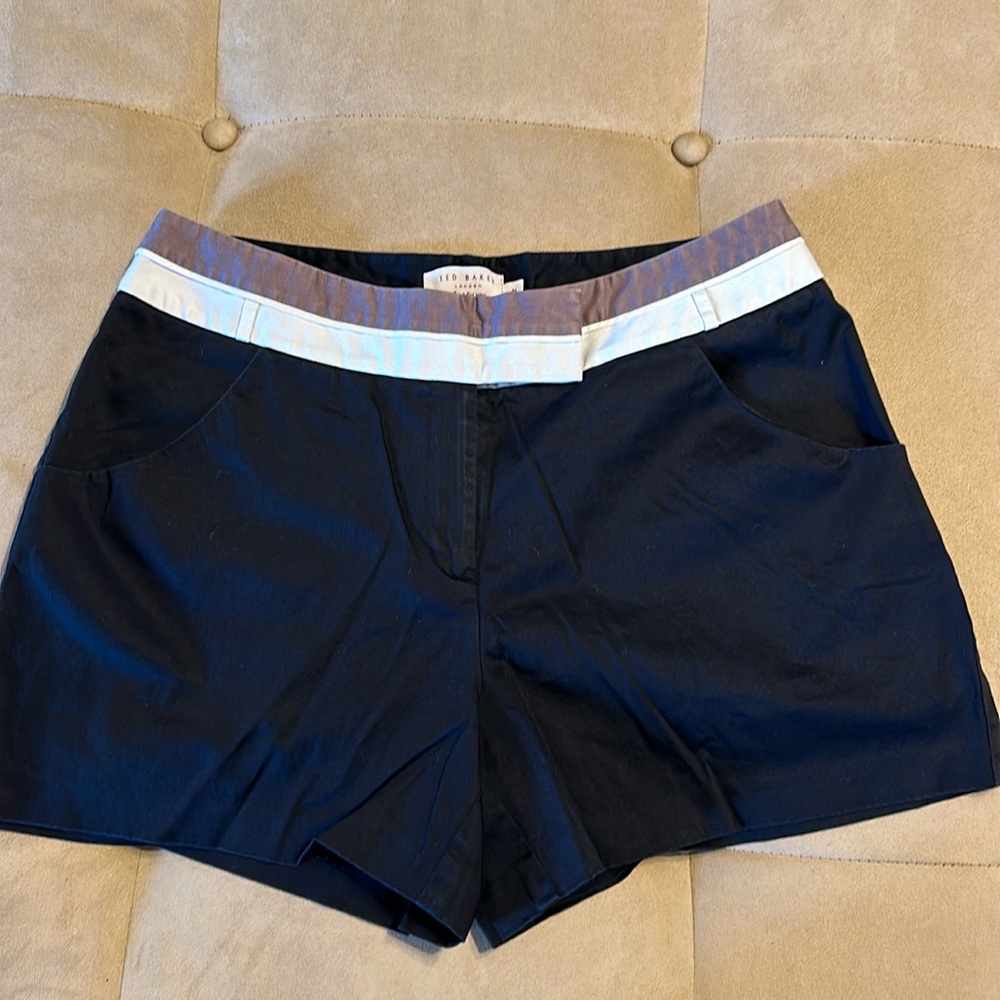 Ted Baker shorts black sz 2